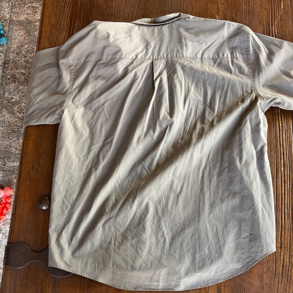 Van Heusen Men's Casual Gray Button Down Shirt - Picture 4 of 4